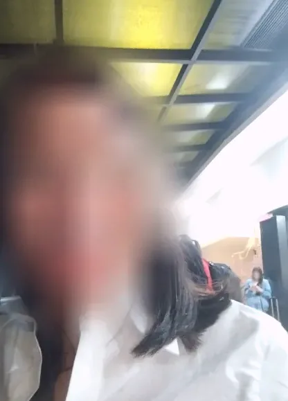 Anna, 35
