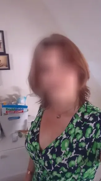 Hanna, 33