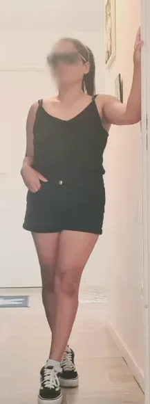 Isabel, 38