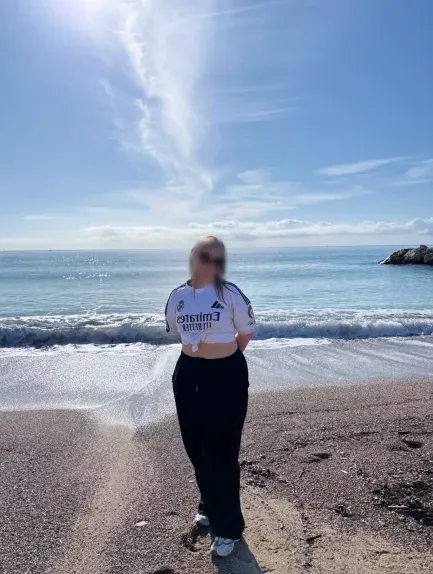 Julia, 20