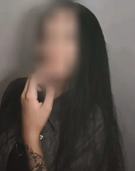 Lieke, 25