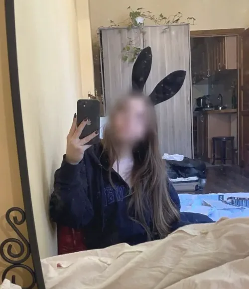 Lisa, 19