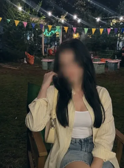 Sanne, 24