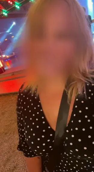 Zainab, 28
