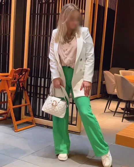 Zeynep, 38